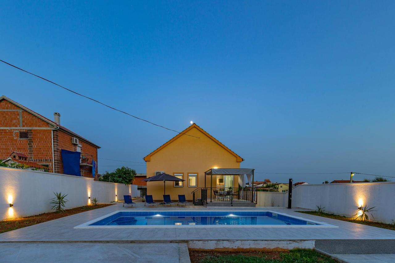 Villa Family And Friends Private Heated Pool With Jacuzzi 扎达尔 外观 照片