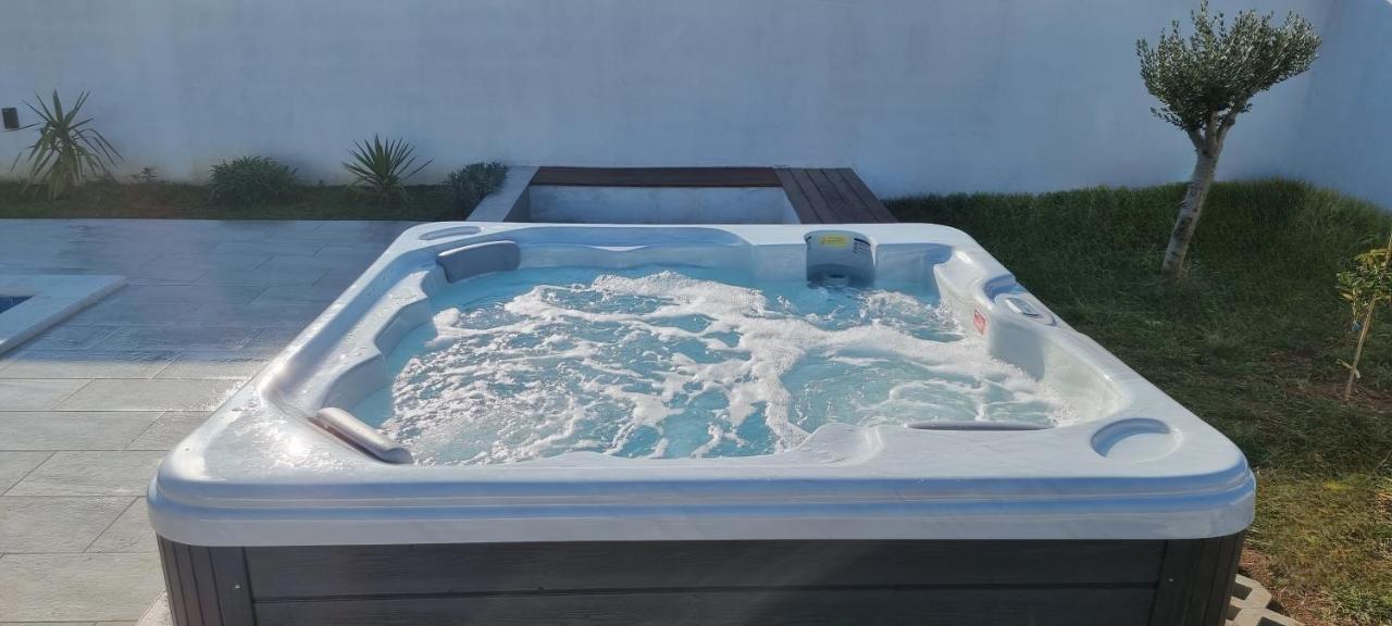 Villa Family And Friends Private Heated Pool With Jacuzzi 扎达尔 外观 照片