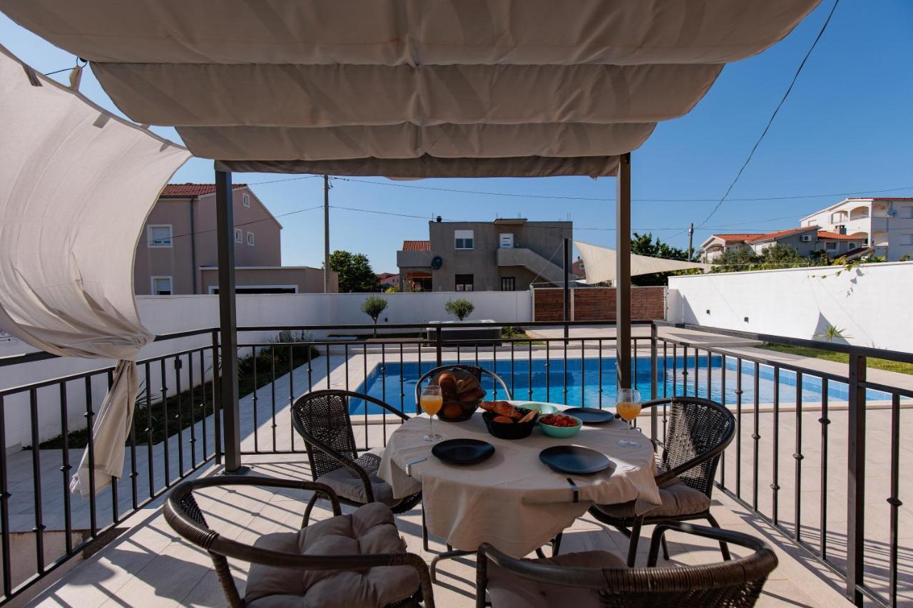 Villa Family And Friends Private Heated Pool With Jacuzzi 扎达尔 外观 照片